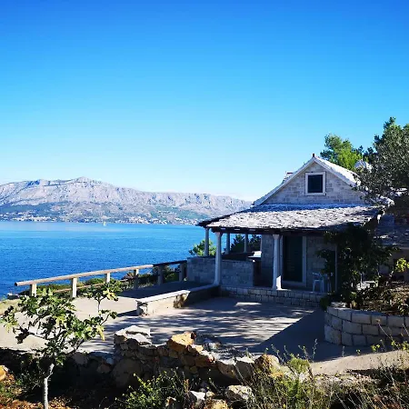 Vacation House, Parking Included, Lovrecina