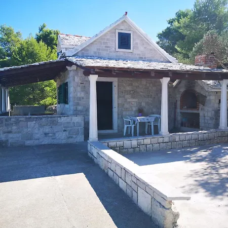 Vacation House, Parking Included, Lovrecina Holiday home *