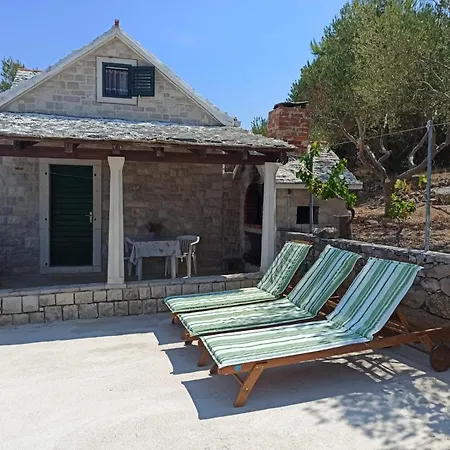 Vacation House, Parking Included, Lovrecina Holiday home *