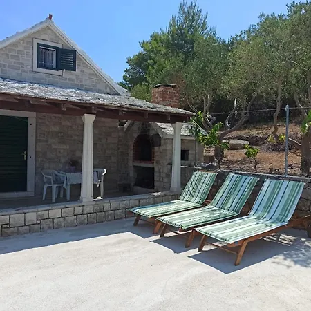 Vacation House, Parking Included, Lovrecina