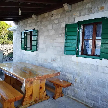 Vacation House, Parking Included, Lovrecina * Postira