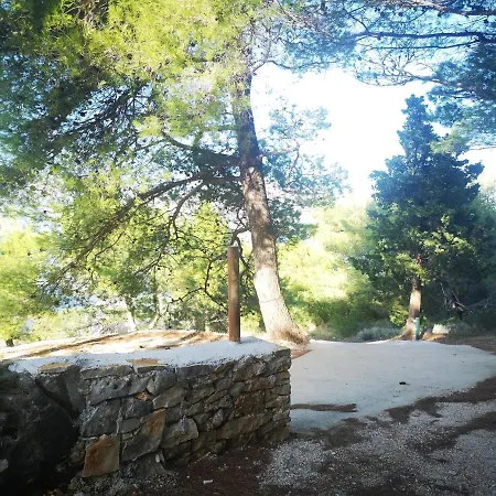 Vacation House, Parking Included, Lovrecina *