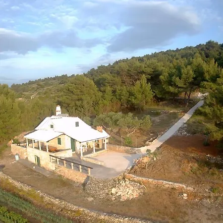 Vacation House, Parking Included, Lovrecina Holiday home