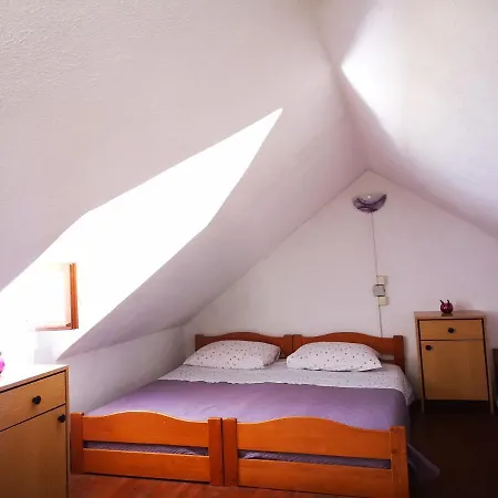 Vacation House, Parking Included, Lovrecina Holiday home *