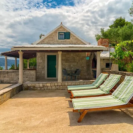 Vacation House, Parking Included, Lovrecina Holiday home Postira